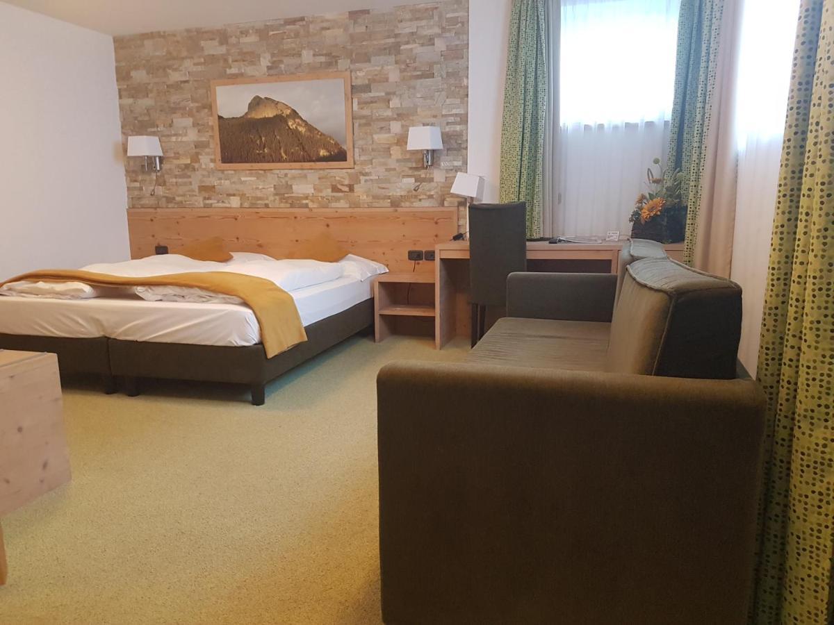 Superior Triple Room,109899576:JPEG